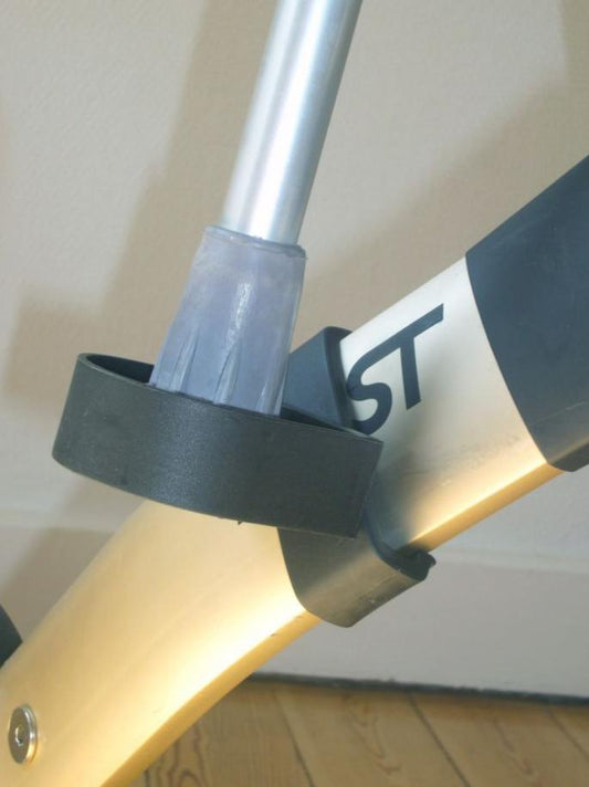 adjustable crutch holder 