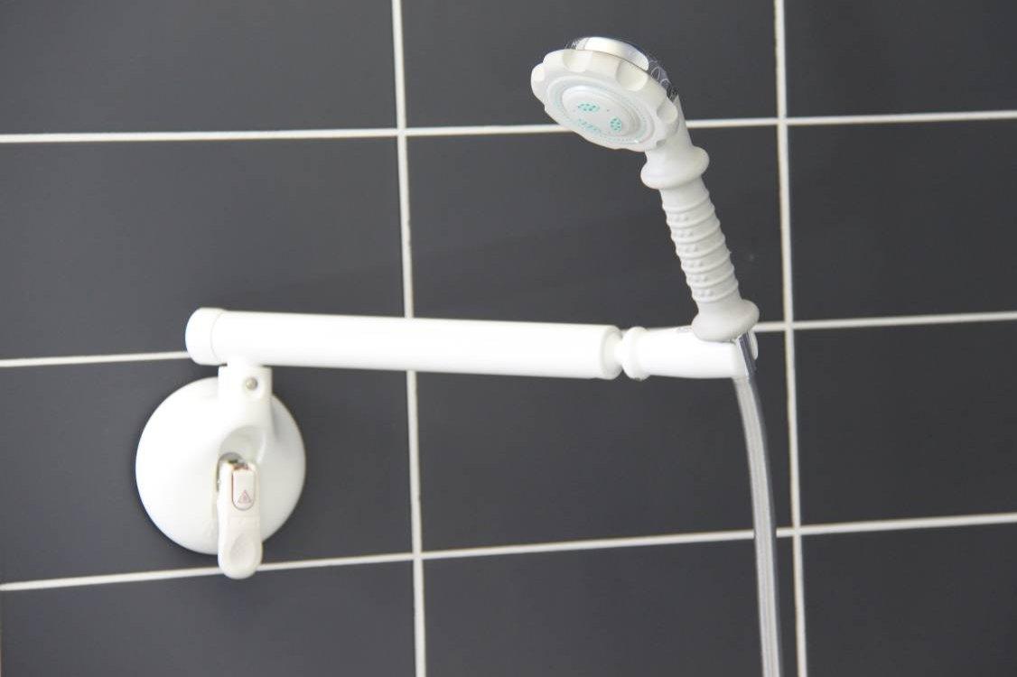 shower head positioner