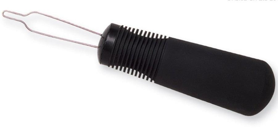 adaptive grip button hook