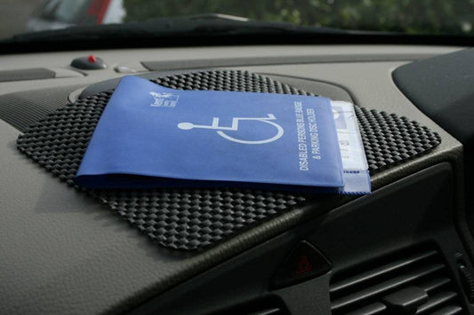 anti-slip dashboard mat